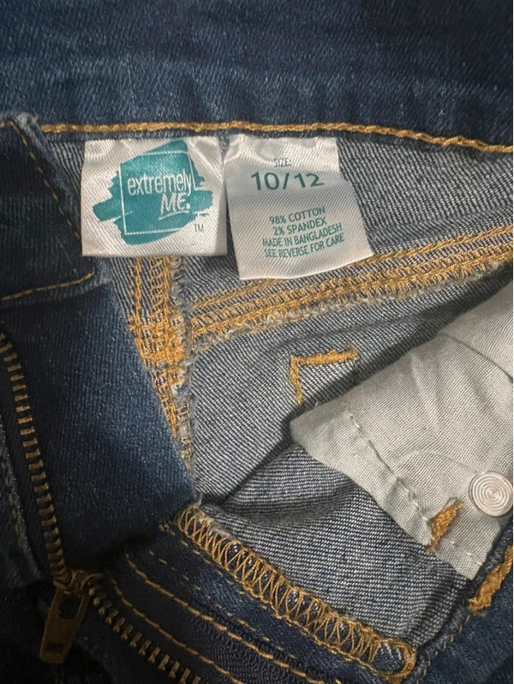Girls Extreme Lite Dark Wash Denim Shorts | Size 10/12 | Stretch Cuffed Shorts - Picture 3 of 3